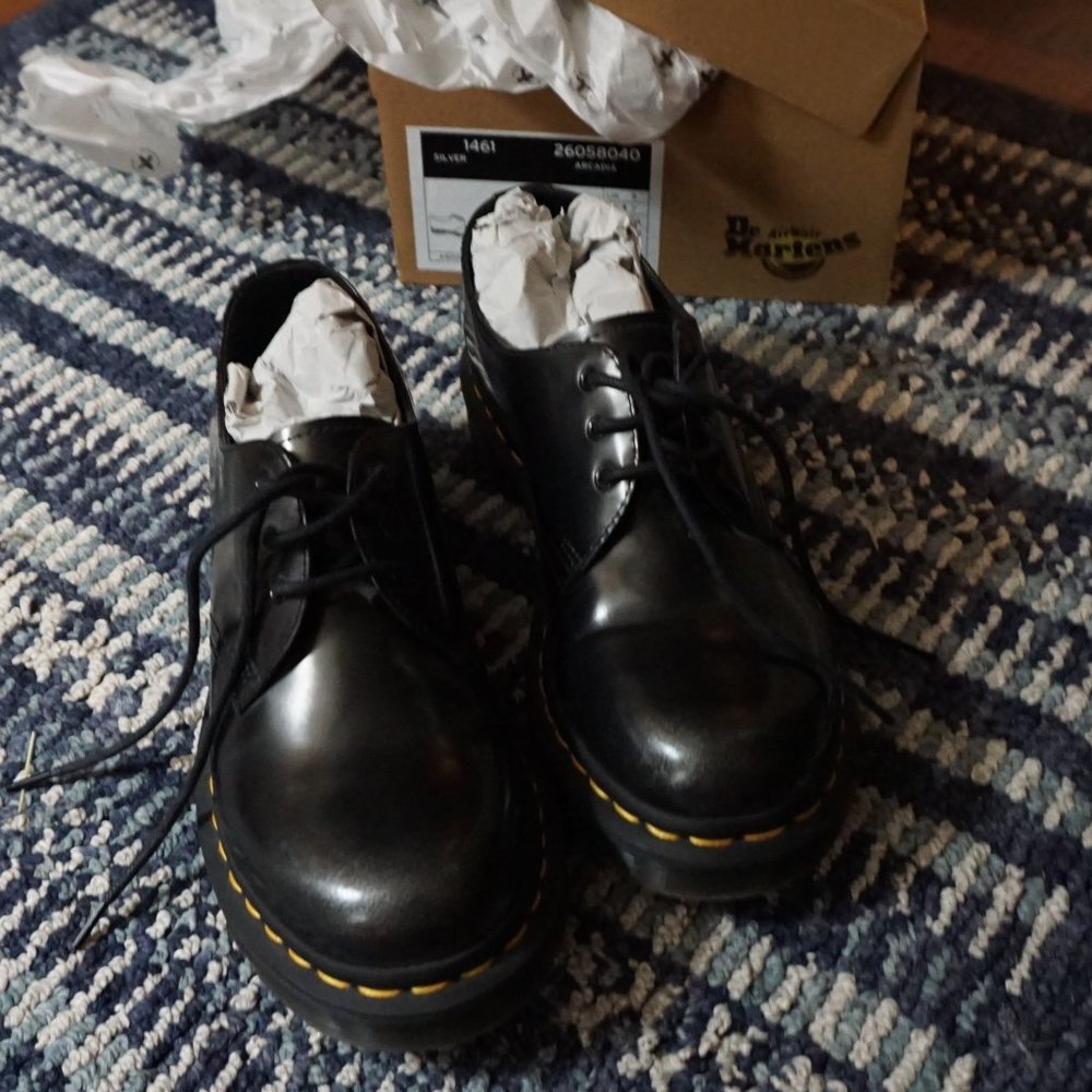 Dr Martens Doc  Womens Size 7 Oxford style Arcadia 1461 NWT